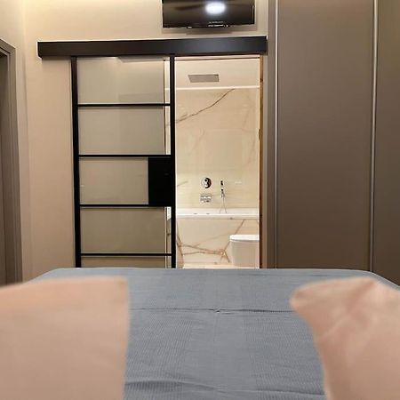 Acropolis Lux Apartment 아테네 외부 사진