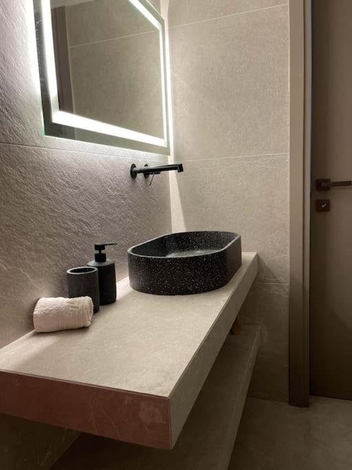 Acropolis Lux Apartment 아테네 외부 사진