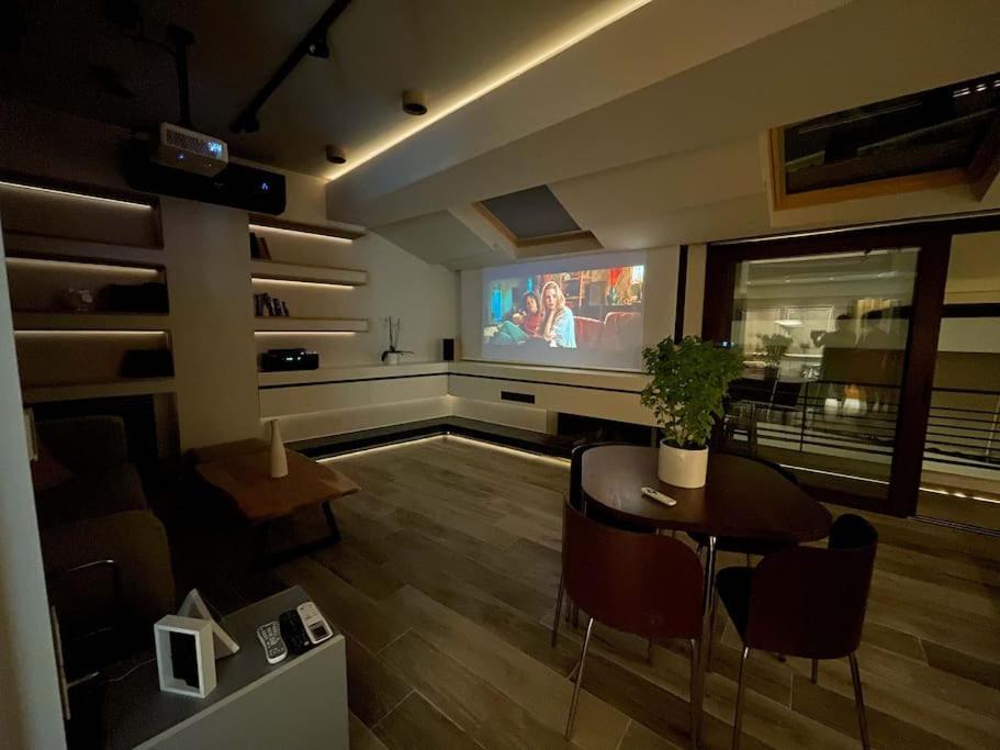 Acropolis Lux Apartment 아테네 외부 사진
