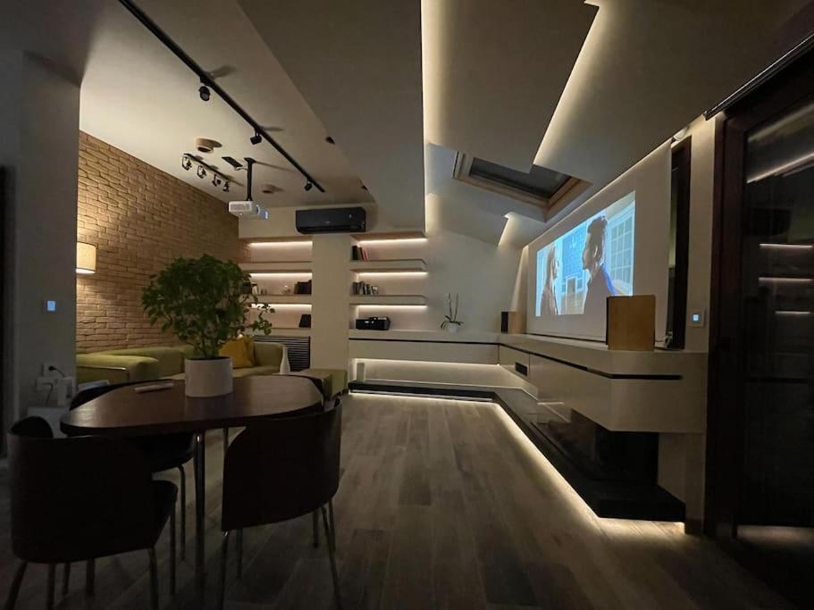 Acropolis Lux Apartment 아테네 외부 사진